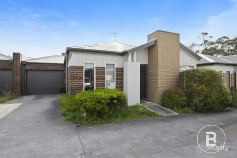 4 Monash Pl, Canadian, VIC 3350