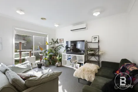 Property photo of 4 Monash Place Canadian VIC 3350