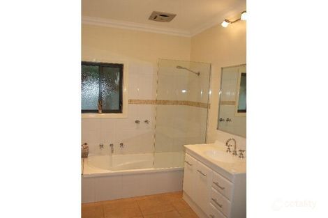 Property photo of 11 Taylor Street Wangaratta VIC 3677