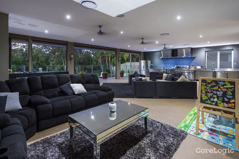 Property photo of 27 The Peninsula Helensvale QLD 4212