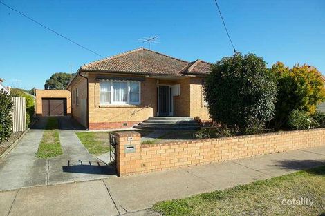 Property photo of 19 Maple Crescent Bell Park VIC 3215