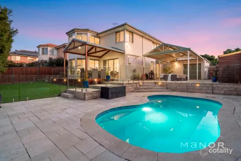 18 Shelly Cres, Beaumont Hills, NSW 2155