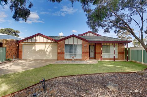 Property photo of 50 Sanctuary Close Werribee VIC 3030