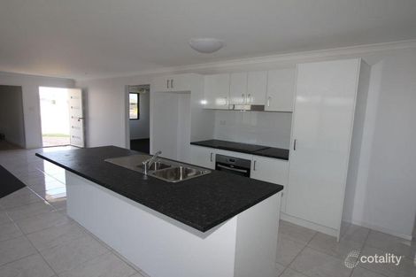 Property photo of 1 Spellman Street Emerald QLD 4720