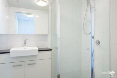 Property photo of 18 Thorn Street Kangaroo Point QLD 4169