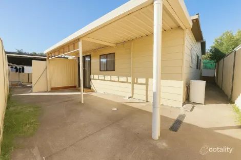 Property photo of 140 Hollywood Drive Lansvale NSW 2166