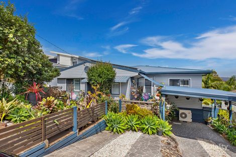 Property photo of 1 Masefield Avenue Bateau Bay NSW 2261