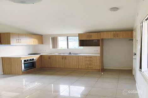 Property photo of 46 Tuncurry Street Bossley Park NSW 2176