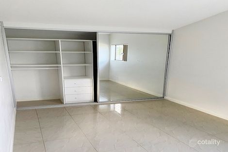 Property photo of 46 Tuncurry Street Bossley Park NSW 2176