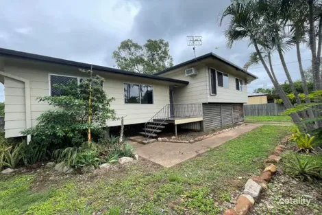 9 Shannon Cres, Dysart, QLD 4745