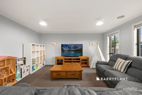 Property photo of 43 Timbertop Crescent Drouin VIC 3818