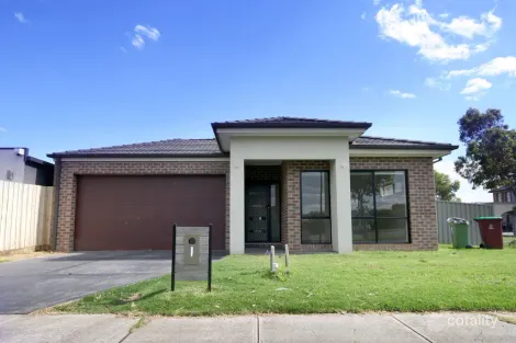 32 Prendergast Ave, Cranbourne East, VIC 3977