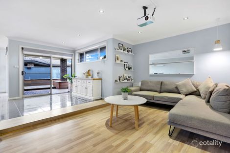 Property photo of 13 Fenner Place Ropes Crossing NSW 2760