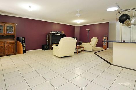 Property photo of 33 Treeline Place Durack QLD 4077