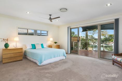 Property photo of 26 Seaspray Street Paradise Point QLD 4216