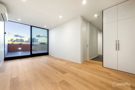 Property photo of 303/28 Riddell Parade Elsternwick VIC 3185