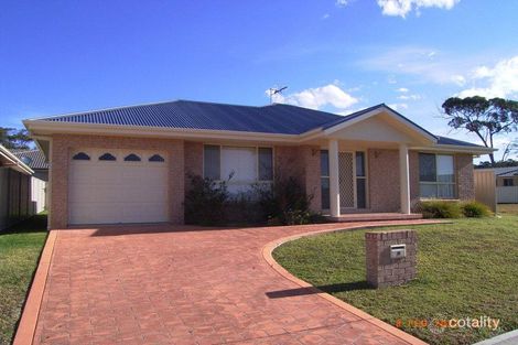 Property photo of 2 Albatross Way Old Bar NSW 2430