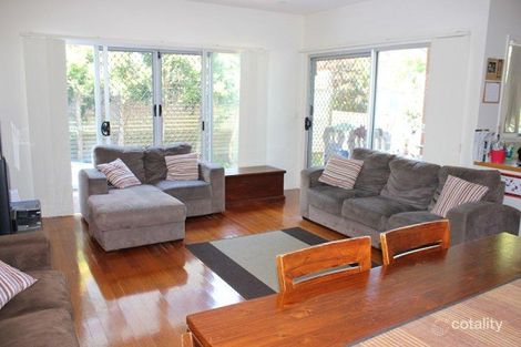 4/5 Cowderoy St, Labrador, QLD 4215