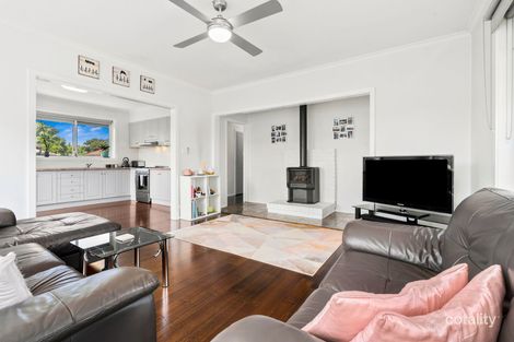 Property photo of 15 Hitchcock Street Breakwater VIC 3219