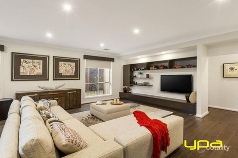 Property photo of 3 Windermere Parade Doreen VIC 3754