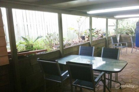 Property photo of 27 Grevillea Drive Varsity Lakes QLD 4227