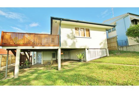 Property photo of 11 Hoya Street Holland Park West QLD 4121