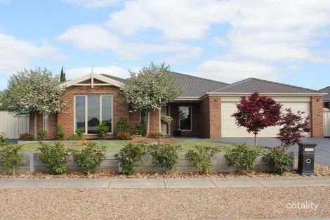 44 Grantleigh Dr, Darley, VIC 3340