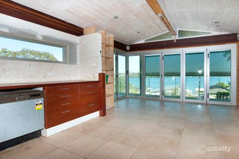 Property photo of 70 Coal Point Road Coal Point NSW 2283