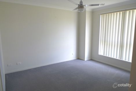 Property photo of 10 River Gum Grove Hamlyn Terrace NSW 2259