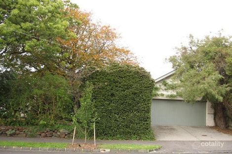 Property photo of 26 Uvadale Grove Kew VIC 3101