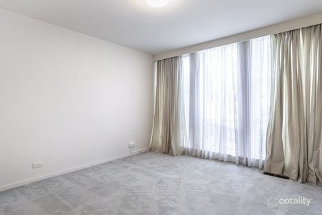 Property photo of 18/6 Balwyn Road Canterbury VIC 3126