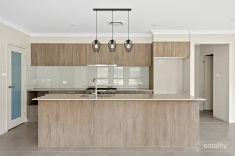 Property photo of 123 Balmoral Parade Tullimbar NSW 2527