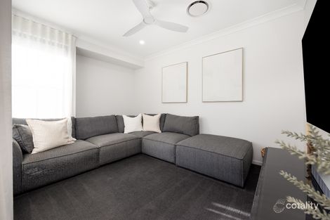 Property photo of 24 Meerkat Crescent Dakabin QLD 4503