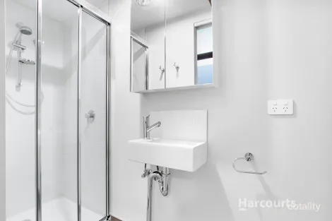 Property photo of 13/10-12 Edward Street Devonport TAS 7310