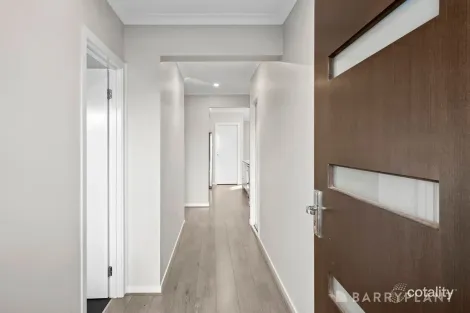 Property photo of 12 Gamesley Avenue Werribee VIC 3030