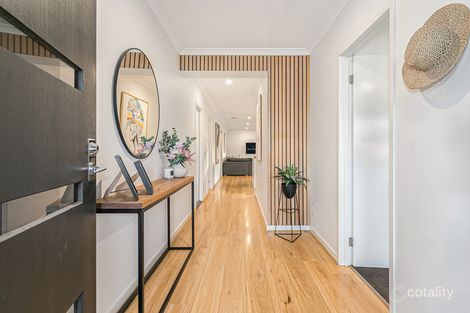 Property photo of 27 Clifton Park Drive Carrum Downs VIC 3201
