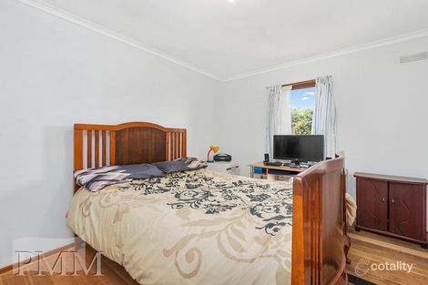 Property photo of 11 Benboyd Circle Rokeby TAS 7019