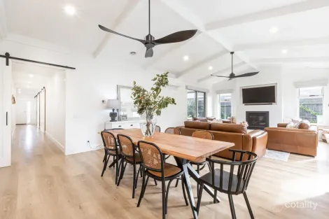 Property photo of 22 Waldock Way Warrnambool VIC 3280