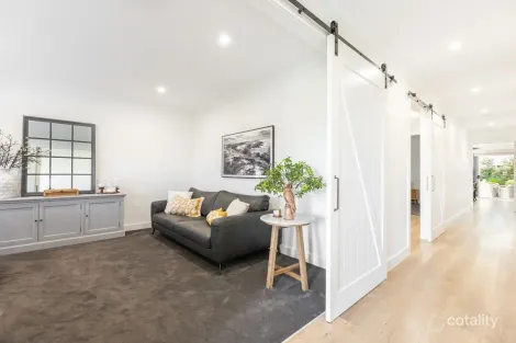 Property photo of 22 Waldock Way Warrnambool VIC 3280