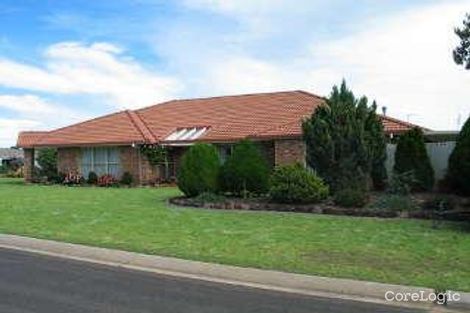 Property photo of 3 Wiemers Crescent Centenary Heights QLD 4350