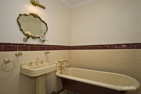 Property photo of 1 Valerie Close Edens Landing QLD 4207