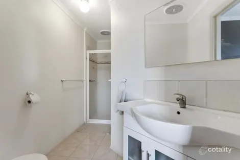 Property photo of 1/93 Pecks Road Sydenham VIC 3037