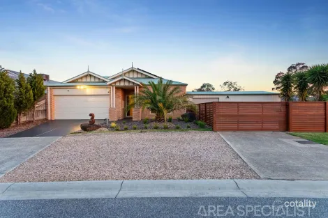 3 Serra Cl, Langwarrin, VIC 3910