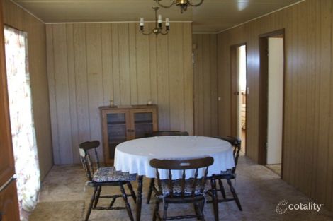 Property photo of 16 Deakin Crescent Nanango QLD 4615
