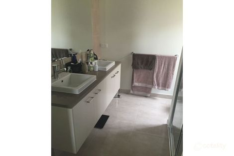 Property photo of 35 Elmtree Crescent Clyde North VIC 3978