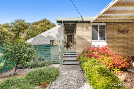 Property photo of 15 Priestley Crescent Seymour VIC 3660