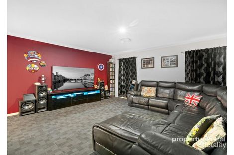 Property photo of 2 Iluka Road Claremont Meadows NSW 2747