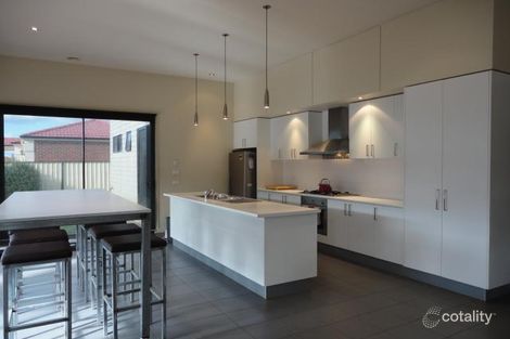 Property photo of 37 Breakwater Crescent Point Cook VIC 3030