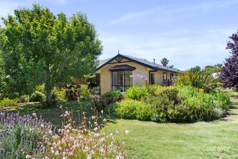 34 Maroo St, Milang, SA 5256