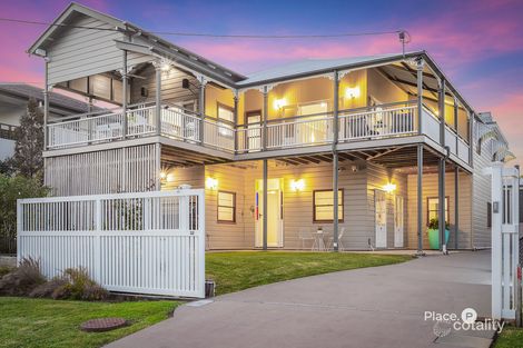 Property photo of 32 Bradley Road Clontarf QLD 4019